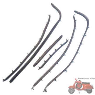 Trittleisten gumm ischwarz 1. Serie kurzer Radstand