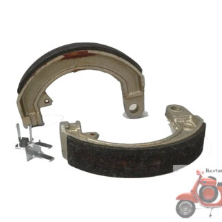 Bremsbacken 10 Zoll für vorne und hinten. Passend für Vespa 125 GT-TS/​150 GS-Sprint V/​160 GS/​180 SS/​Rally hinten 150 GS VS1-4T/​VDT1S/​VD/​VGLA/​B